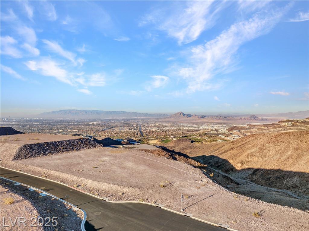 10 Soaring Rock CT