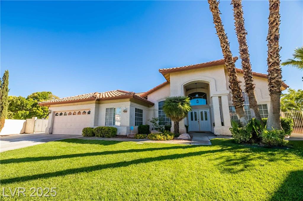 1400 Castle Crest DR