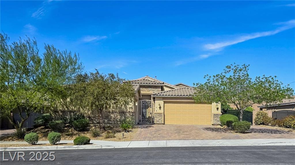 6975 Hopi Summit CT