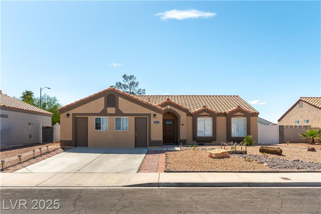 5005 Chambliss DR