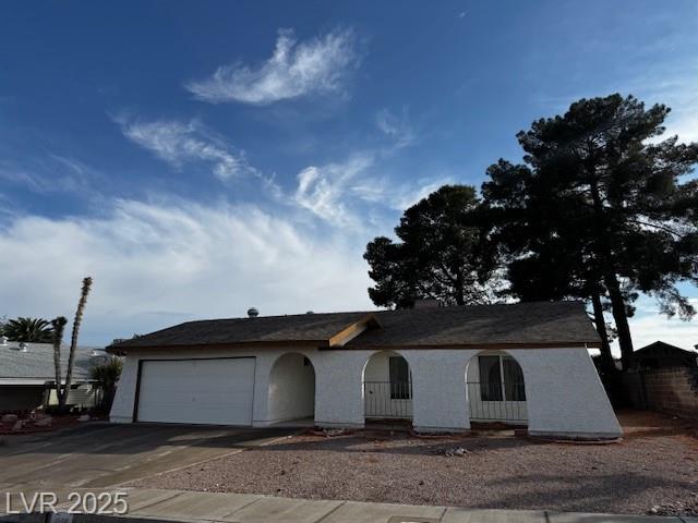 1126 Azul WAY