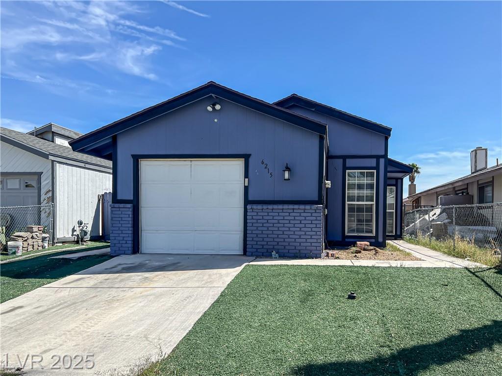 6215 Don Zarembo AVE
