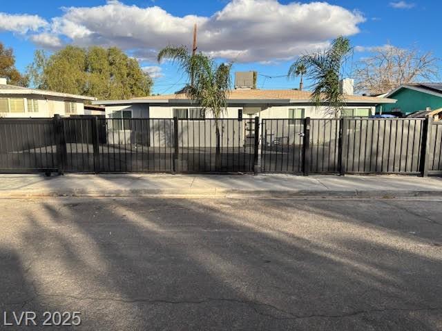 321 Beaumont ST