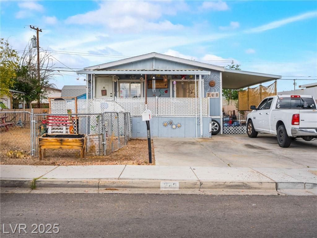 240 Navajo DR