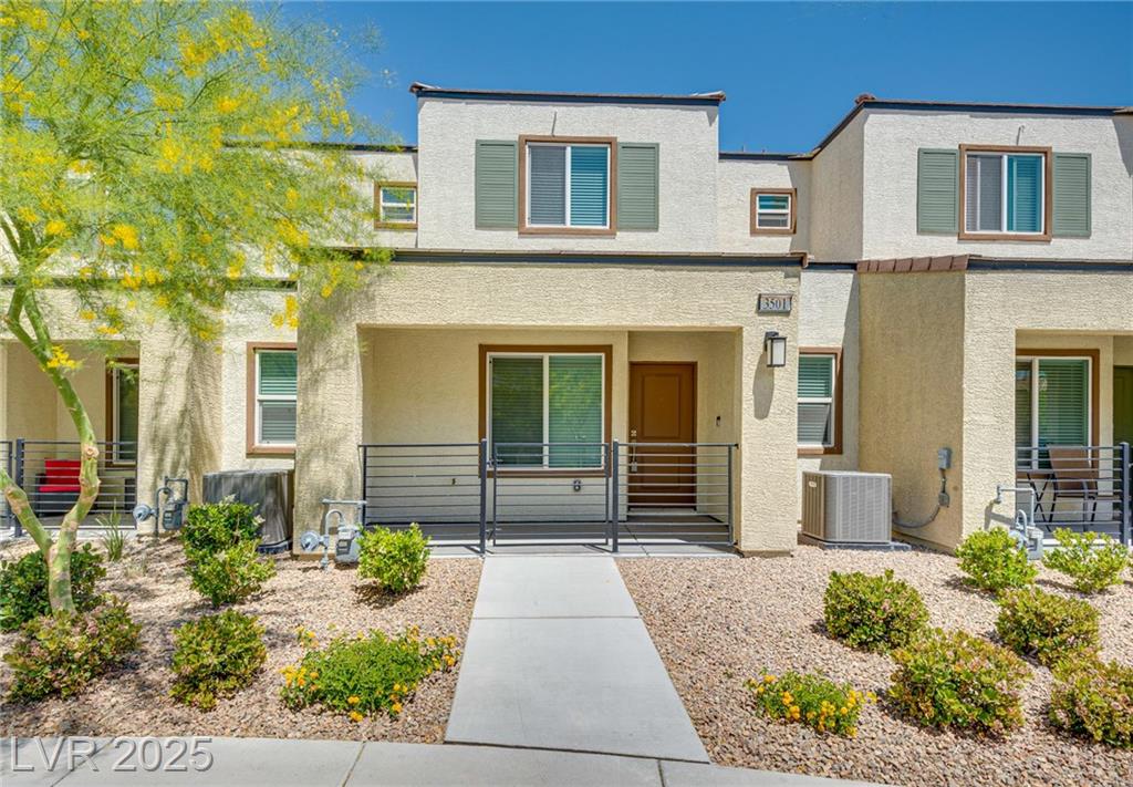 3501 Arcadian King AVE