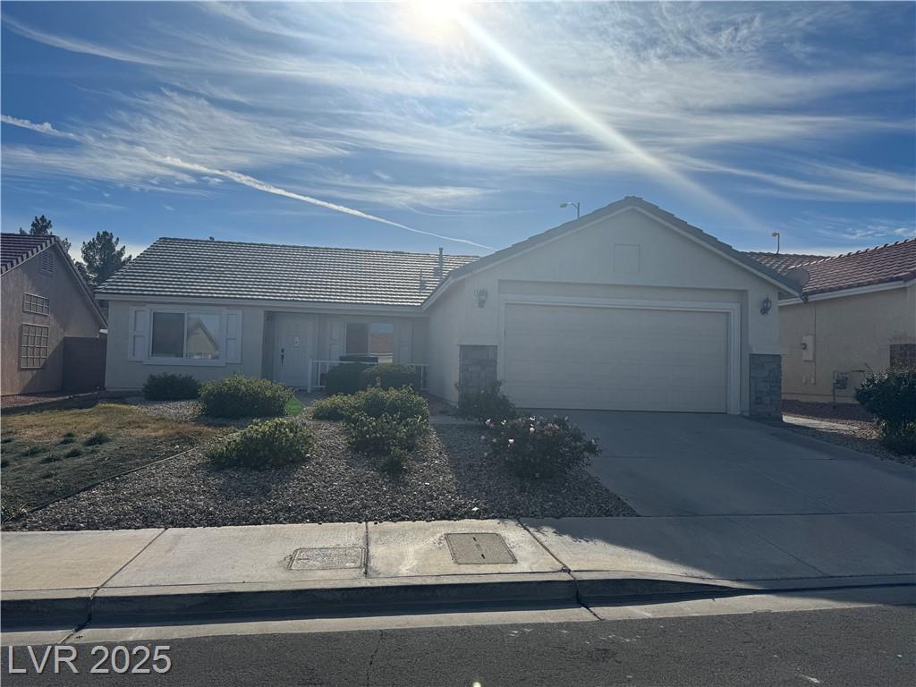 1425 Bugle Boy DR