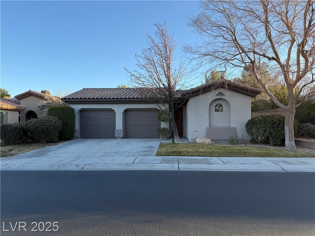 101 Emerald Dunes CIR