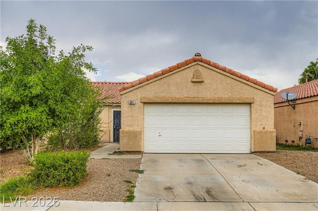 821 Tollbrook WAY