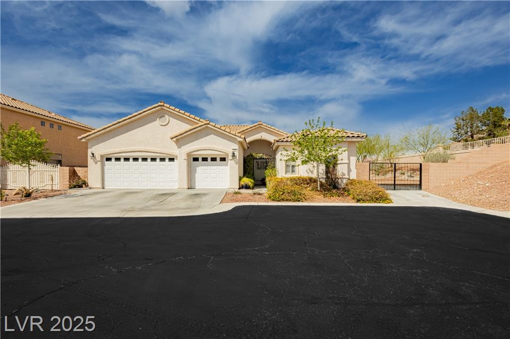 6688 Martinsville PL