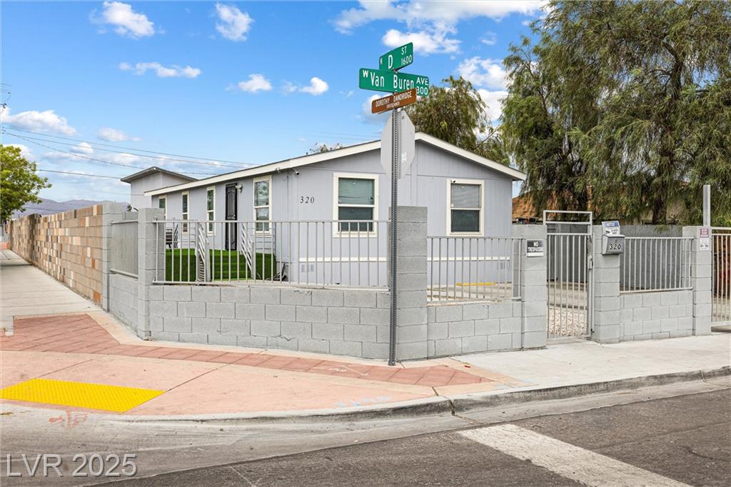 320 Van Buren AVE