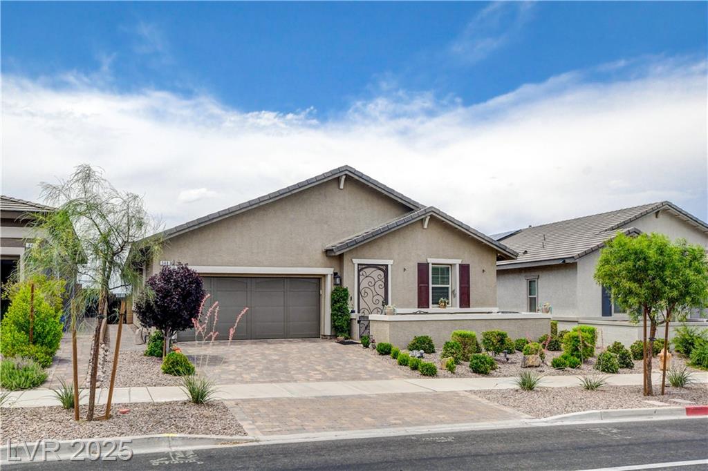 348 Cadence Vista DR