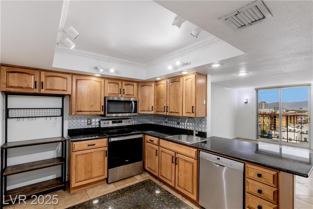 3930 University Center DR