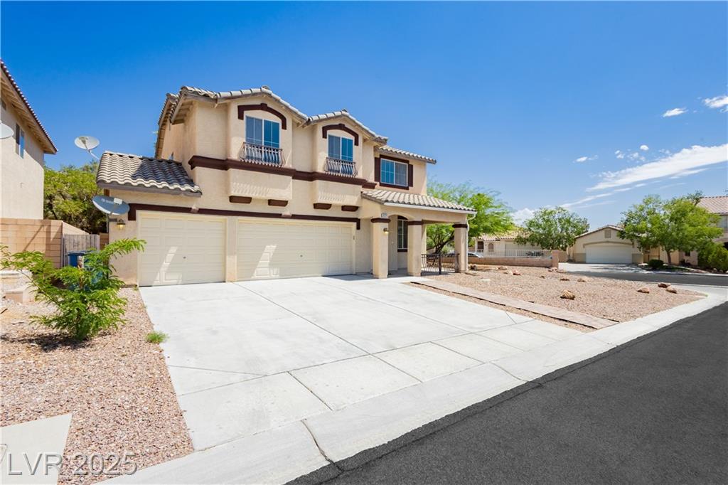 8224 Cassis CT