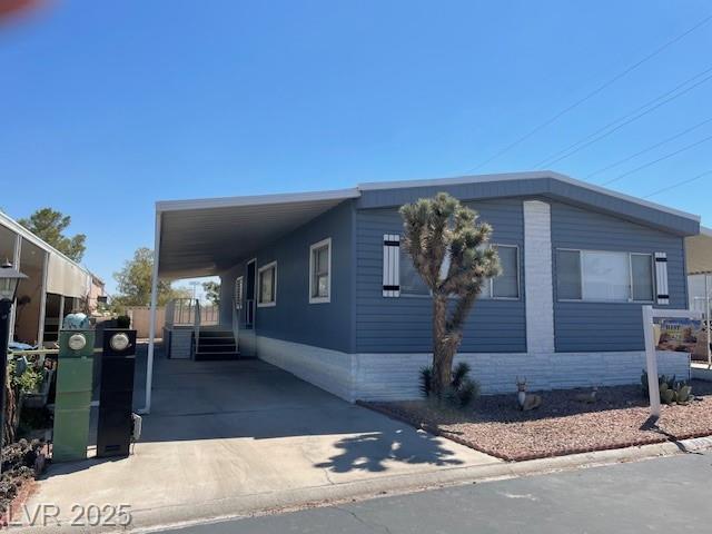 5175 Ridge DR