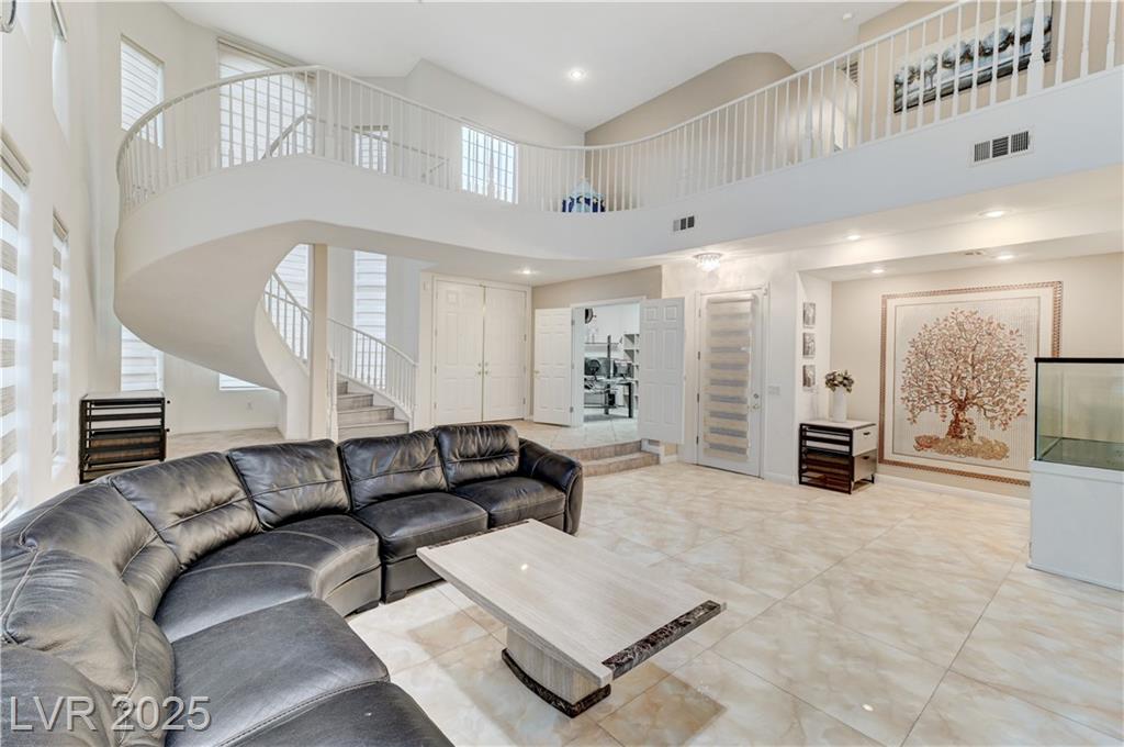 3192 Tullio WAY