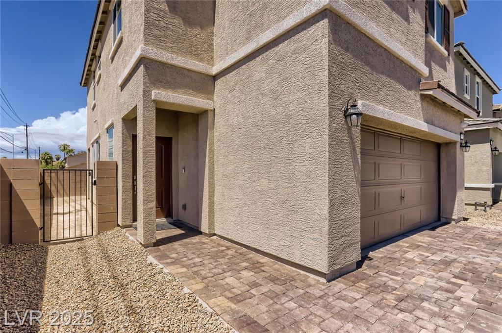 1611 Prairie Fields CT