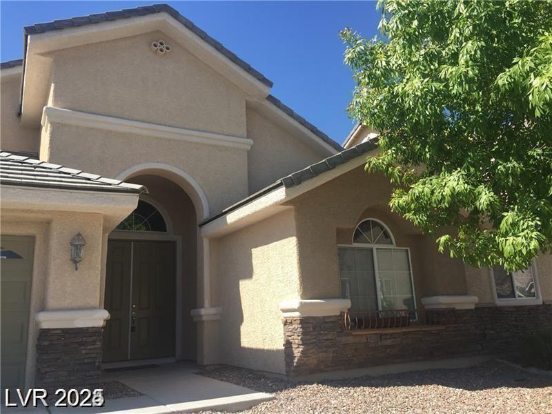 6245 Hawthorn Woods AVE