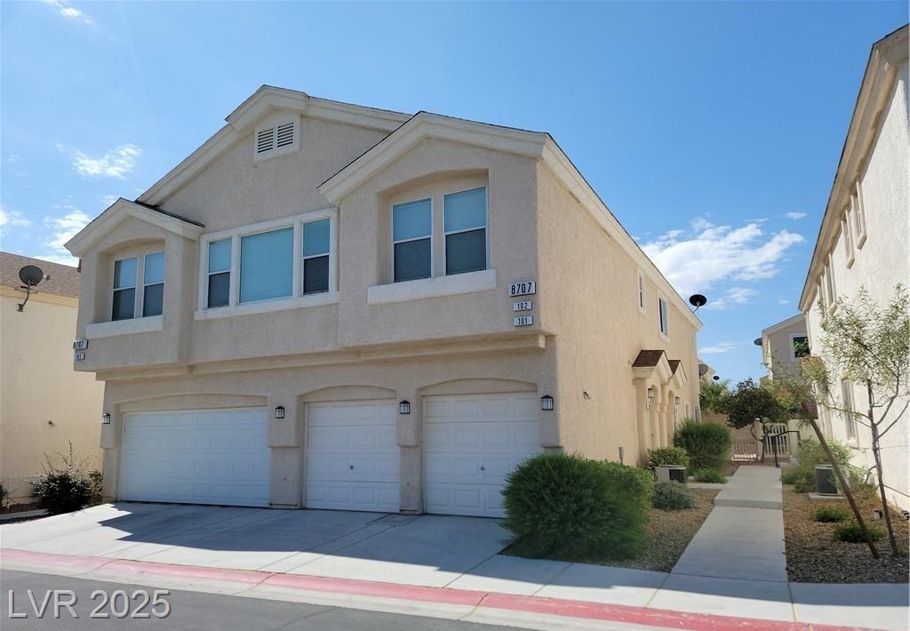 8707 Roping Rodeo AVE