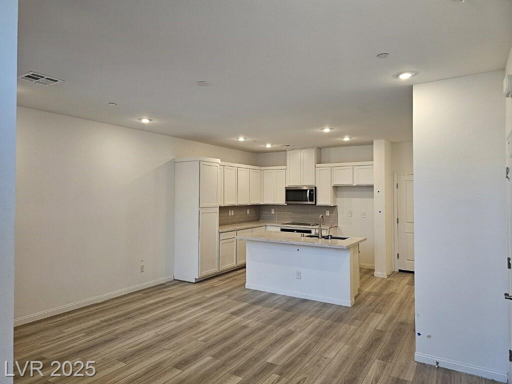 212 Wewatta AVE