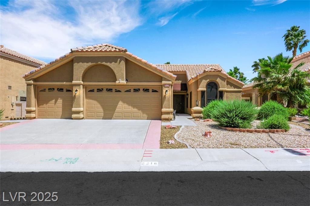 2216 Sapphire Valley ST