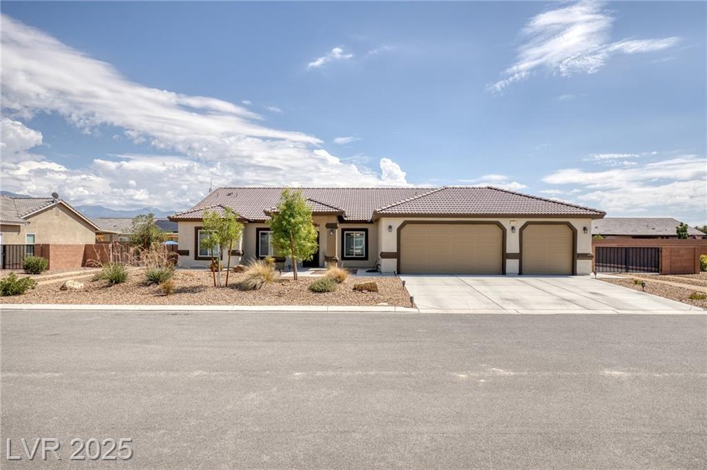171 Weeping Willow CT