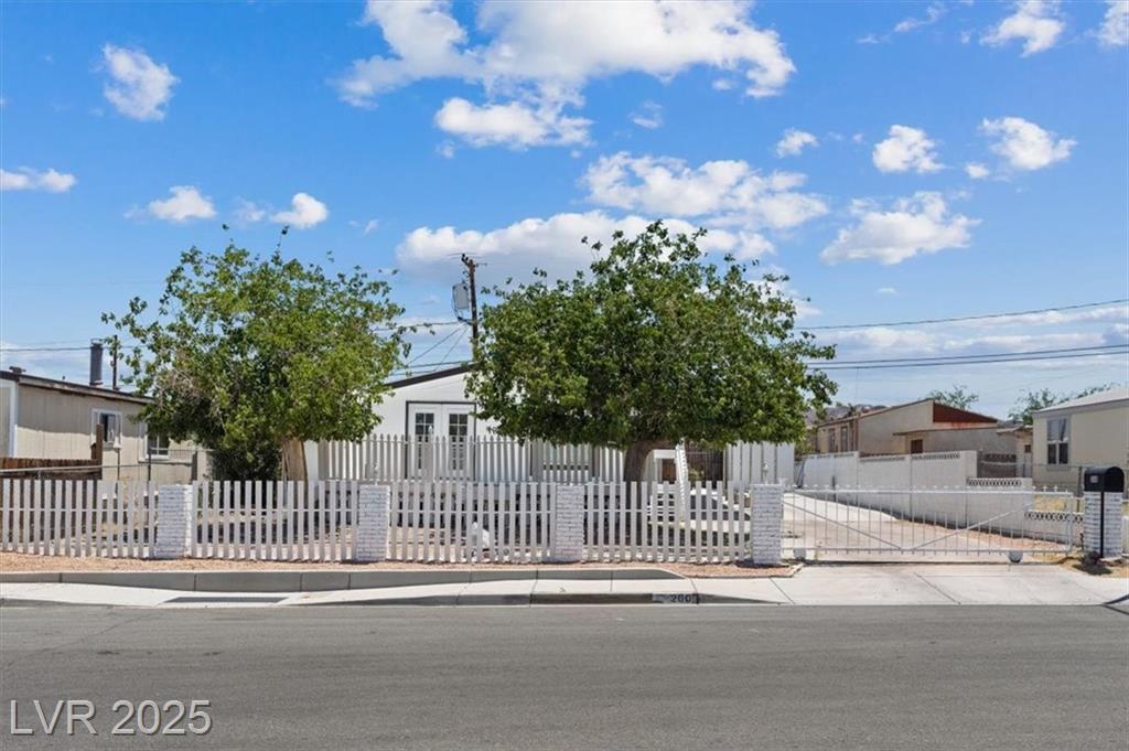 260 Navajo DR
