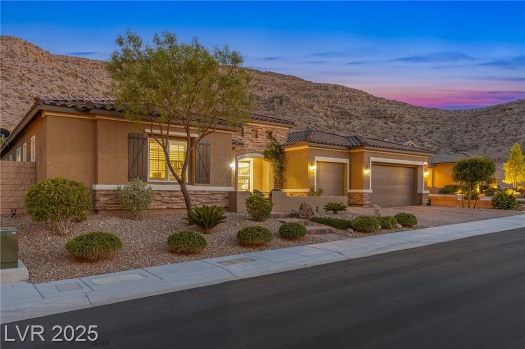 6315 Carol Butte CT