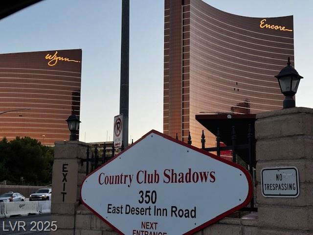 350 Desert Inn RD