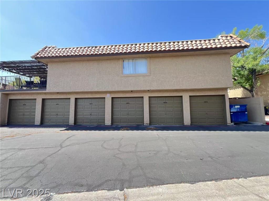 1855 Plum CT