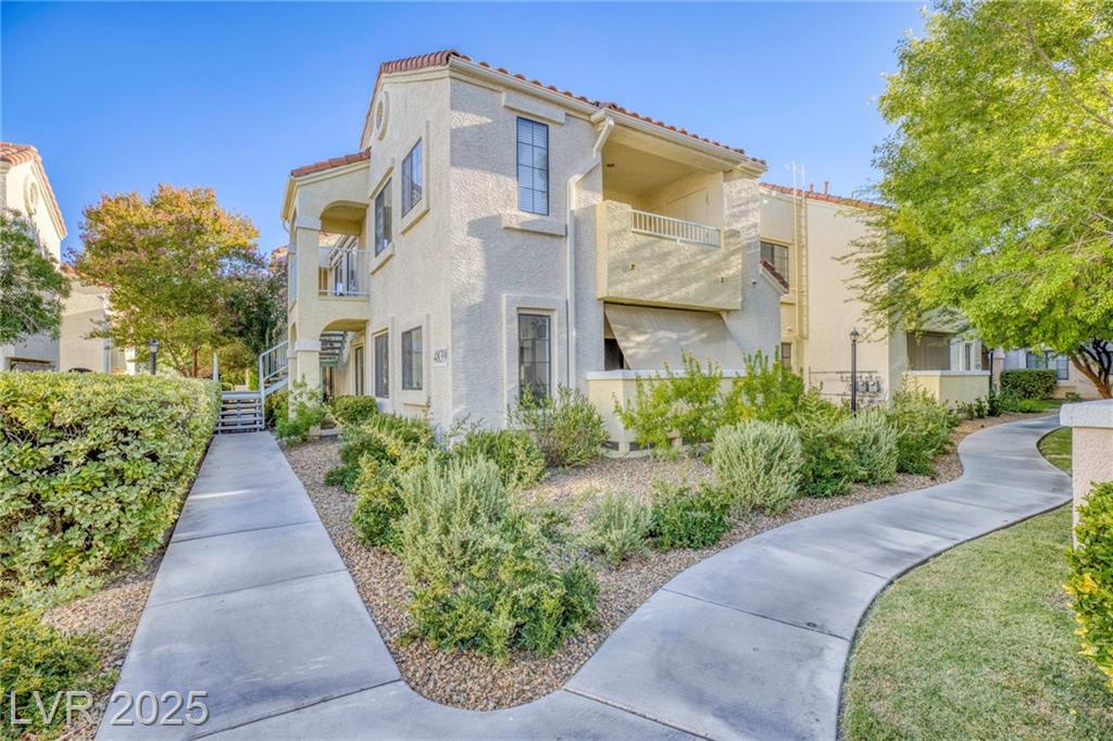 4839 TORREY PINES DR