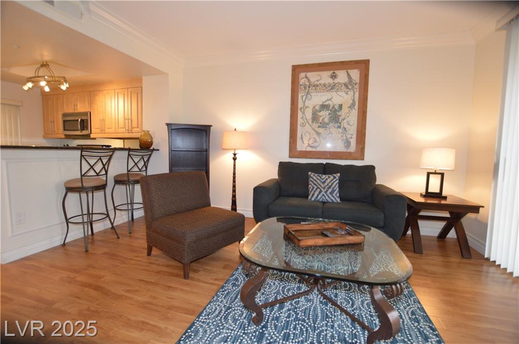 260 FLAMINGO RD