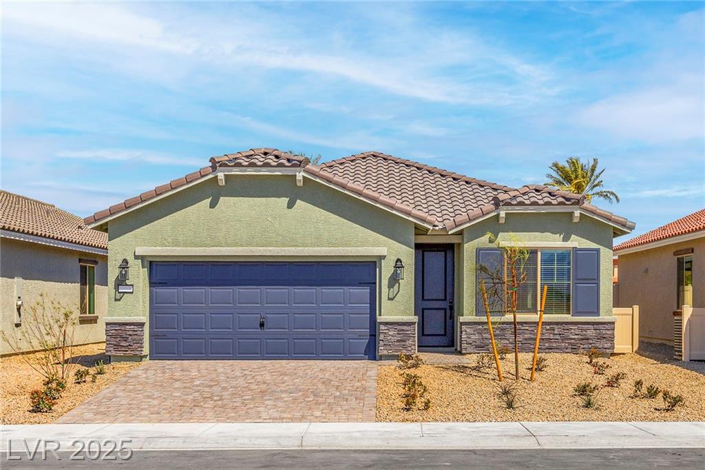 4421 Pioche AVE
