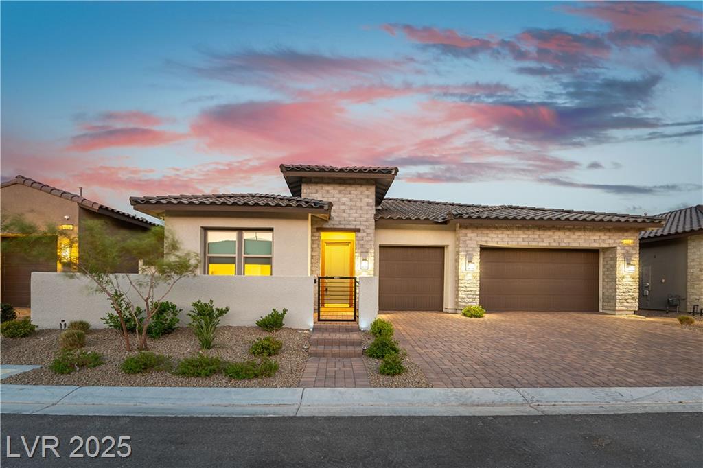 218 Vista Balla AVE