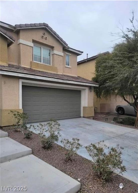 3237 Perching Bird LN
