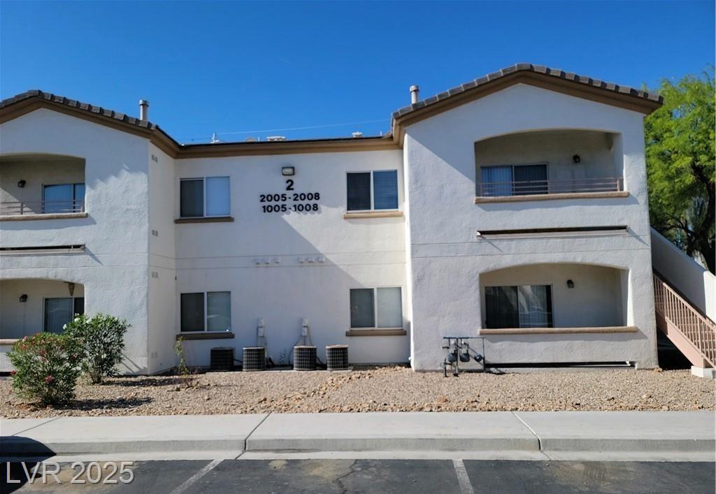 5650 Sahara AVE