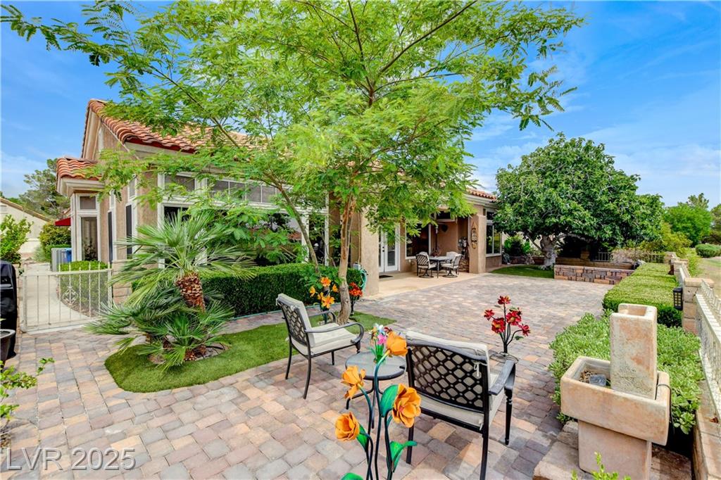 2832 Castle Bar DR