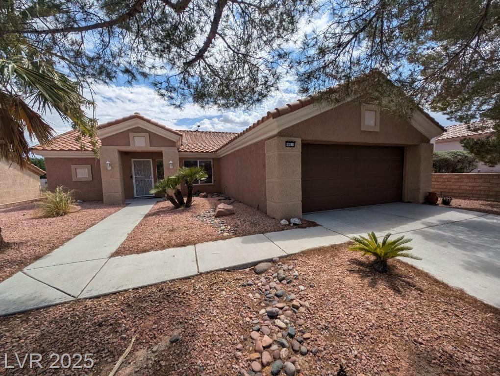 10113 Cresent Creek DR