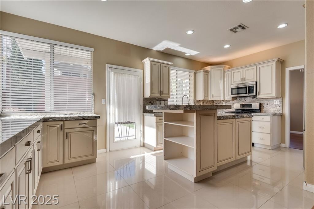 2245 Juniper Berry DR