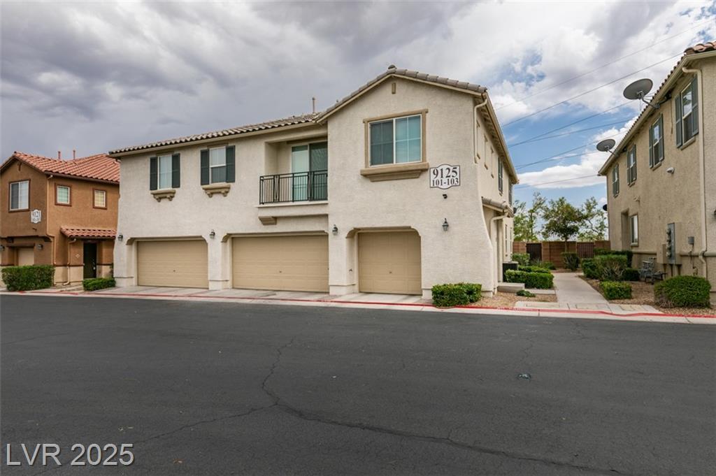 9125 Ripple Ridge AVE