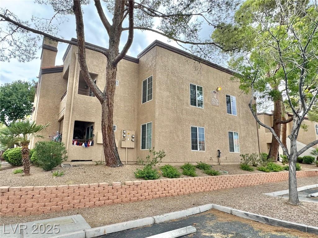 9325 Desert Inn RD
