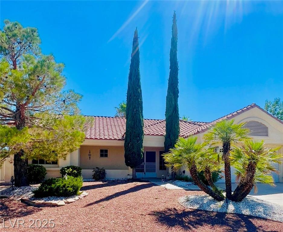 8737 Smokey DR