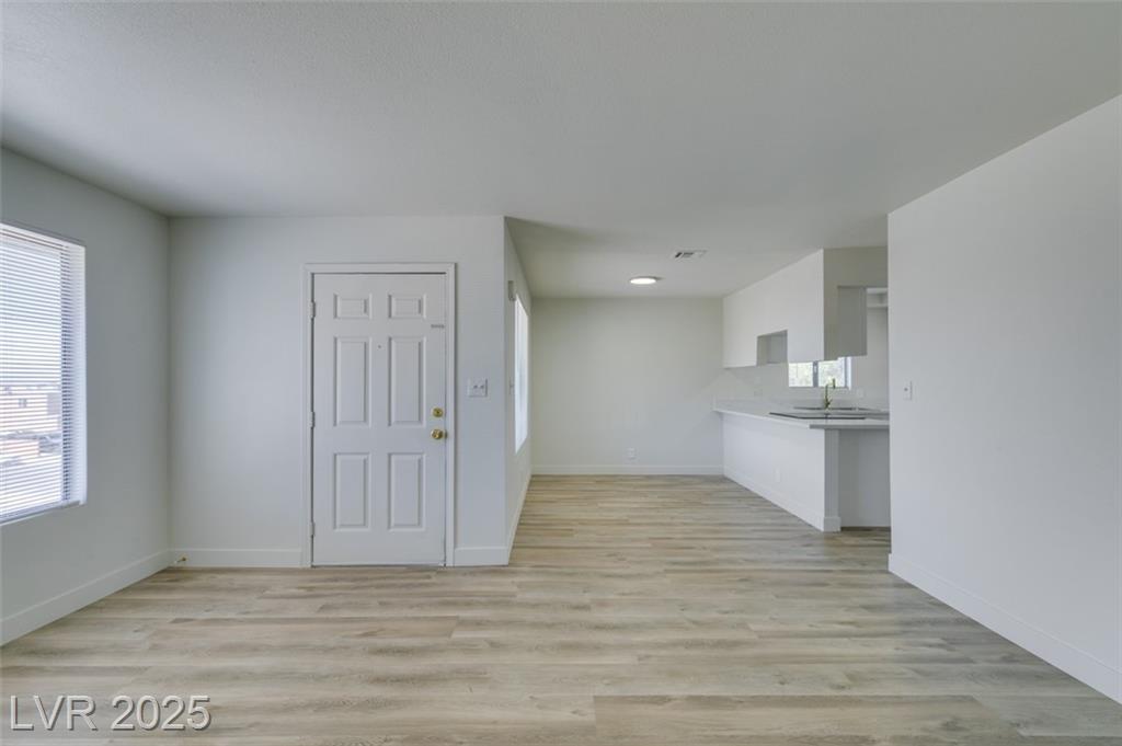 6932 Kilgore DR