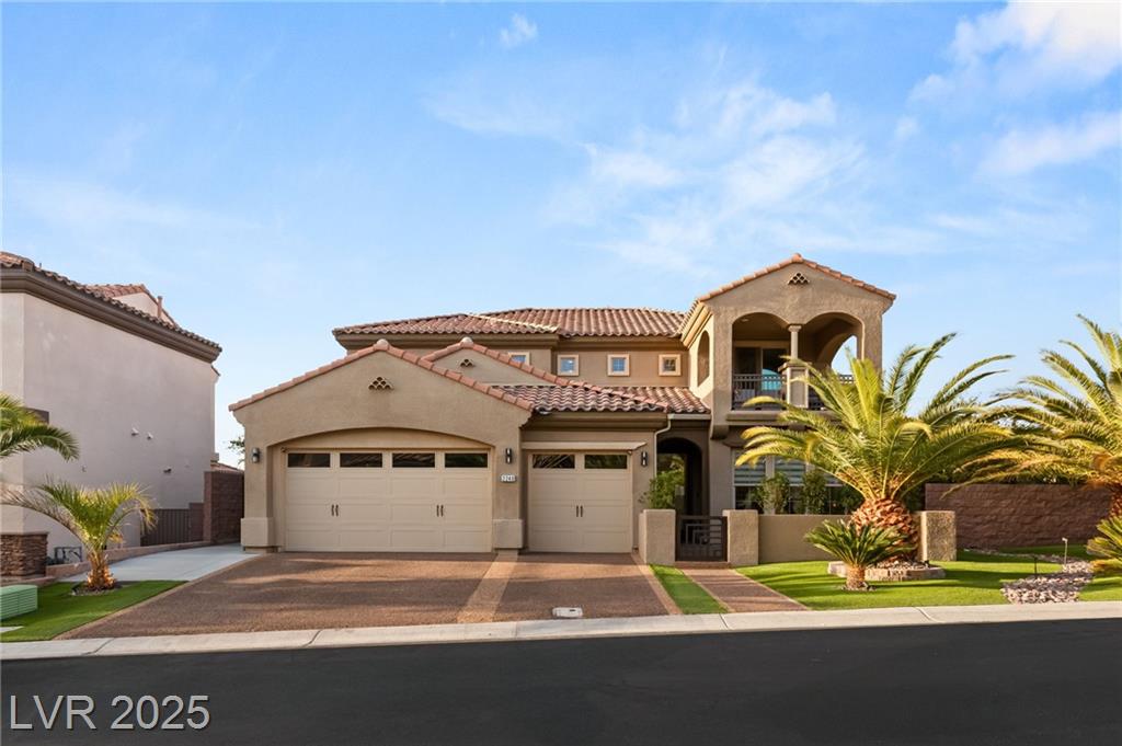 2240 Boutique AVE