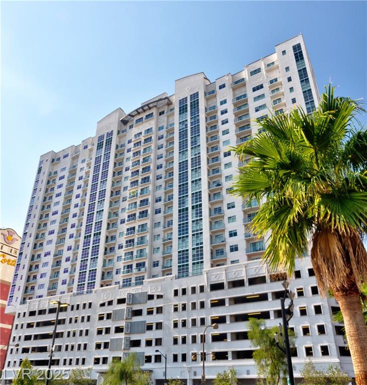 150 Las Vegas BLVD