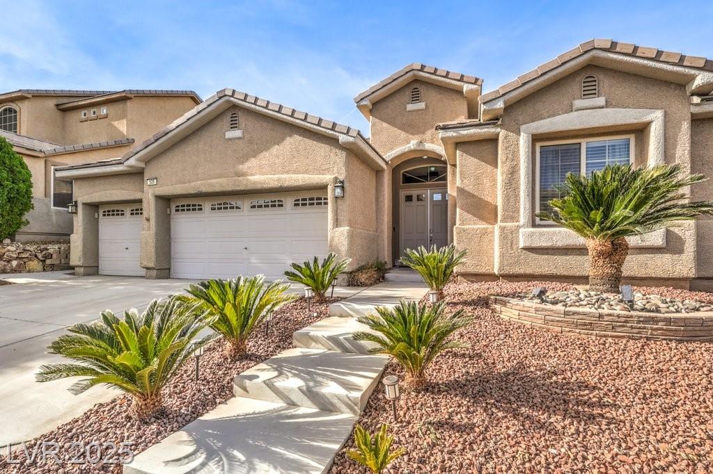 525 Copper View ST