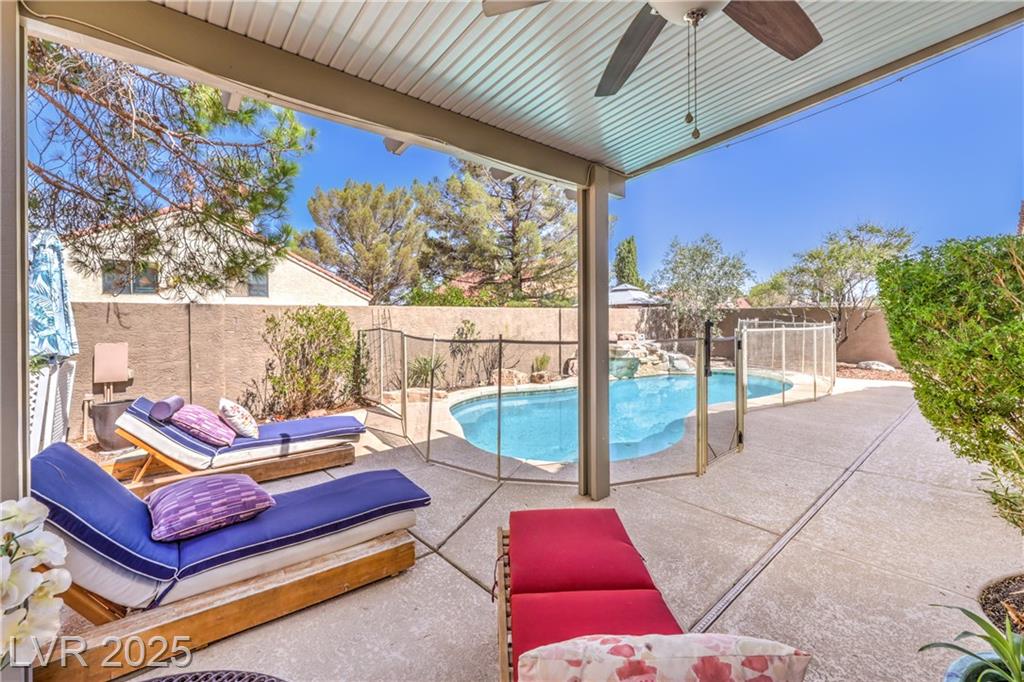 3324 Canyon Lake DR
