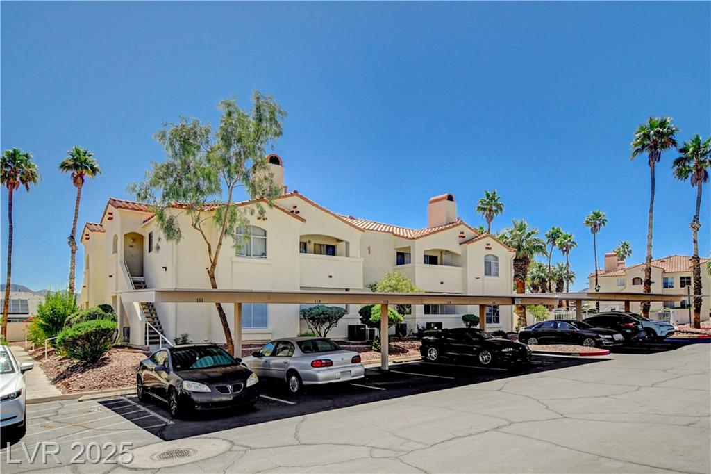698 Racetrack RD