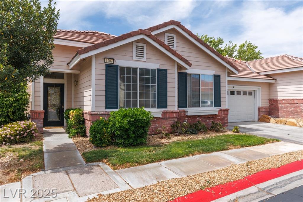 1709 Pacific Panorama PL