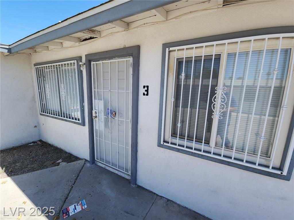 2513 Cedar AVE
