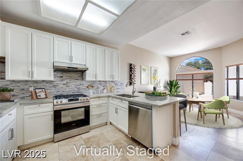 2723 Seabridge DR